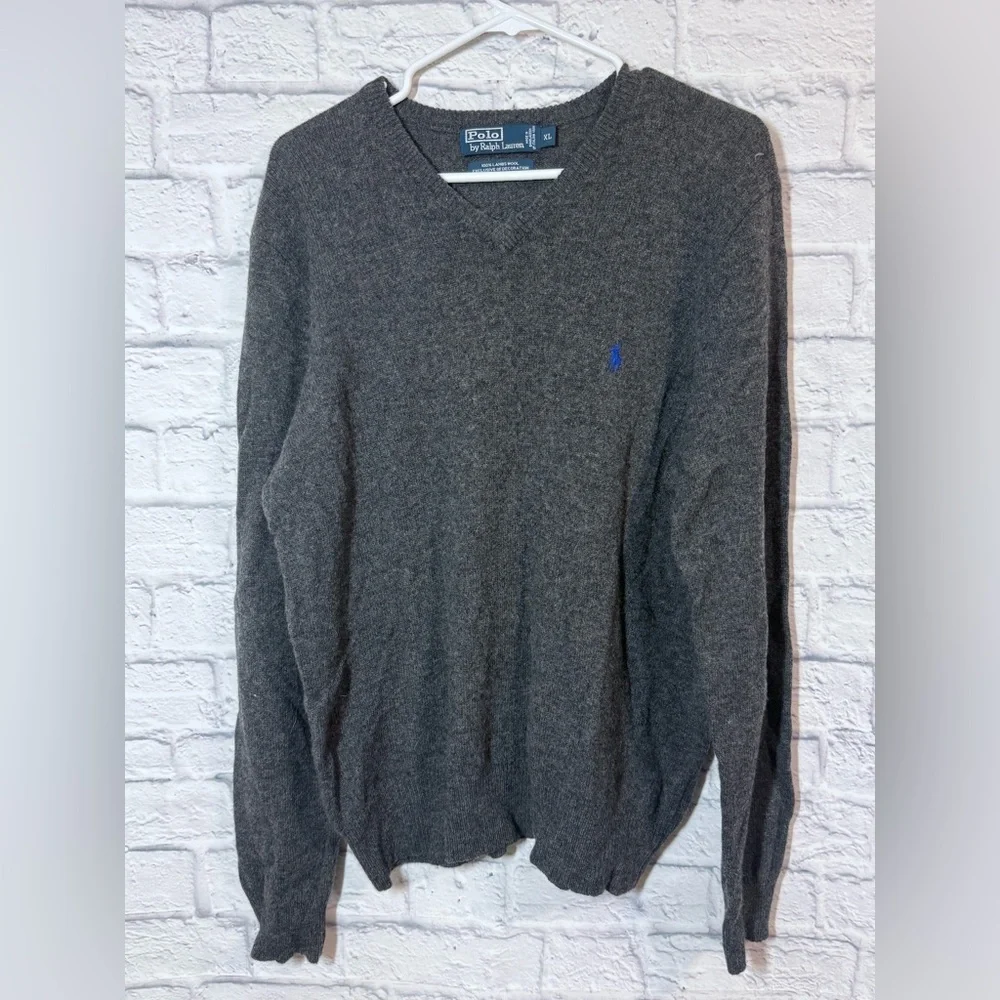 Polo Ralph Lauren Lambs wool Gray V-Neck Sweater, XL